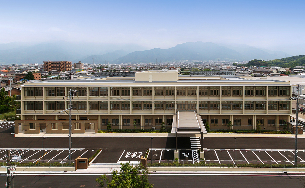 画像：新居浜市立養護老人ホーム慈光園　建築主体工事