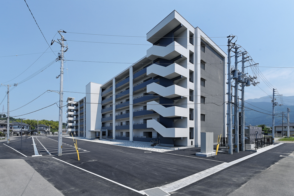 画像：東田団地１号棟　新築工事